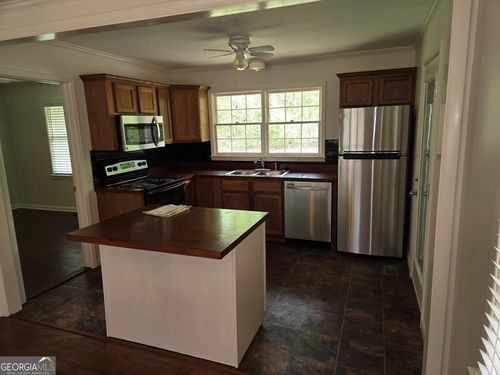 1113 Greenway Dr, Dublin, GA, 31021-5525 | Card Image