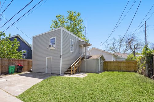 3106 1/2 Michigan St, Baytown, TX, 77520-6018 | Card Image