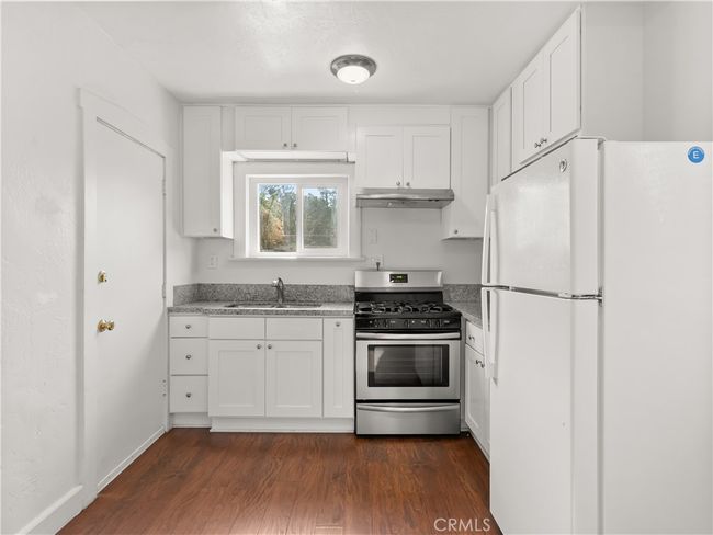 1406 Argonne Ave, Home with 1 bedrooms, 1 bathrooms and null parking in Long Beach CA | Image 9