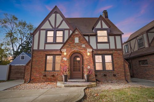 2915 N Anthony Blvd, Fort Wayne, IN, 46805-2721 | Card Image