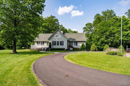 1352 Hiney Rd, Wilmington, OH, 45177-9631 | Card Image