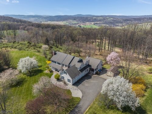 3 Norwich Ct, Milford, NJ, 08848-1783 | Card Image