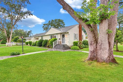 1 Warwick St, Deer Park, NY, 11729-1210 | Card Image