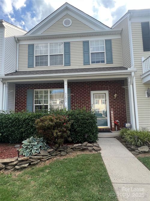 3203 Mannington Dr, Charlotte, NC, 28270-2270 | Card Image