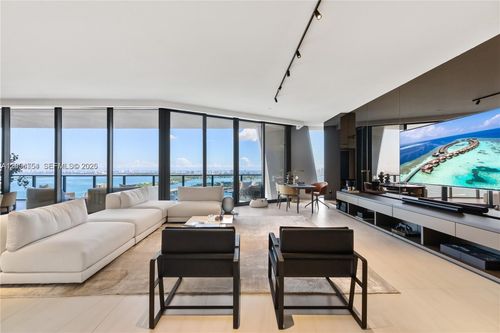 3502-1000 Biscayne Blvd, Miami, FL, 33132-1769 | Card Image