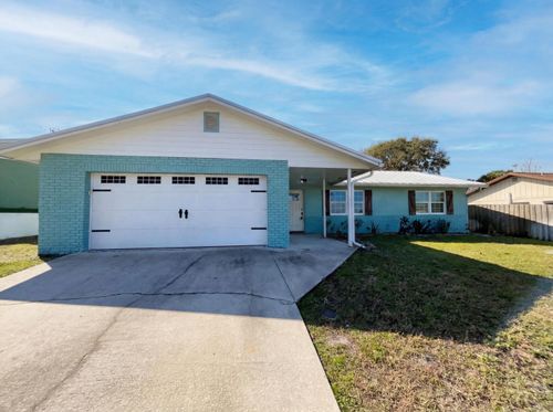 1930 Ne 23rd Ter, Jensen Beach, FL, 34957-5151 | Card Image
