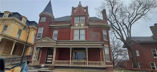 apt-203-515 N 5th St, Saint Joseph, MO, 64501-1749 | Card Image