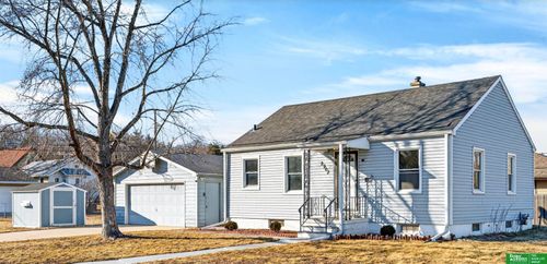 2902 Grebe Street, Omaha, NE, 68112 | Card Image
