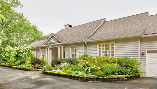 289 Lower Brushy Face Rd, Highlands, NC, 28741-6520 | Card Image