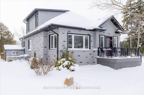 35 Church St W, Burgessville, ON, N0J1C0 | Card Image
