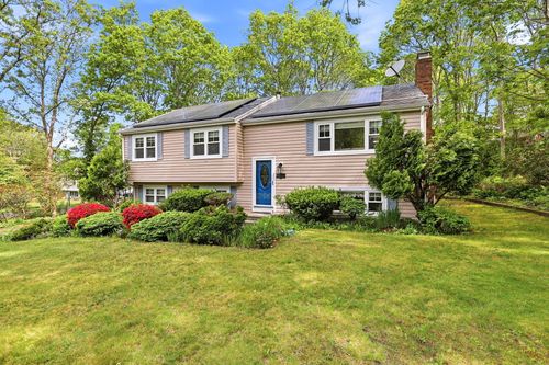 17 Briggs Ave, Buzzards Bay, MA, 02532-3807 | Card Image