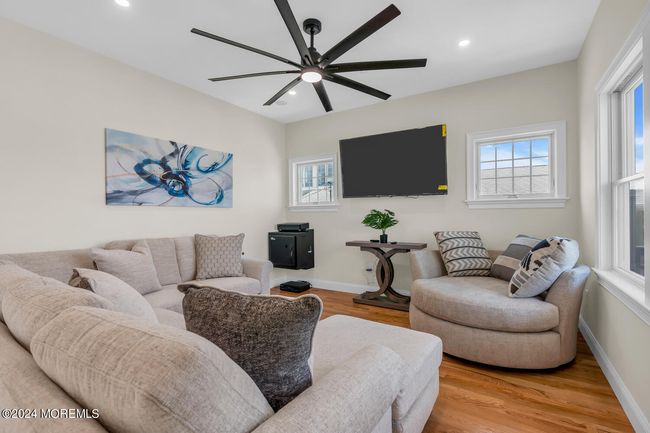 210 24 Th Ave, House other with 7 bedrooms, 5 bathrooms and null parking in Seaside Park NJ | Image 20
