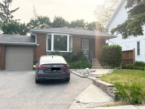 8 Albert St, Markham, ON, L3P2T2 | Card Image