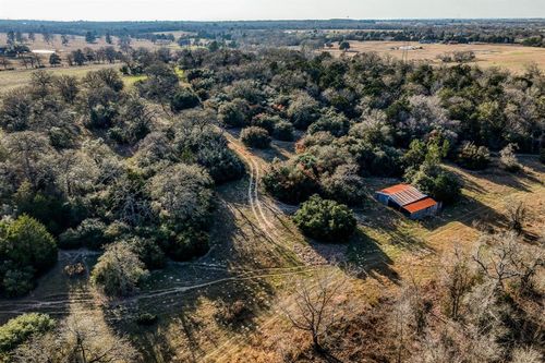 384 Paint Creek Road, McDade, TX, 78650 | Card Image