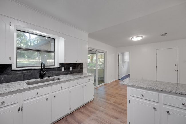 1207 E Neches St, Home with 2 bedrooms, 1 bathrooms and 1 parking in Palestine TX | Image 10