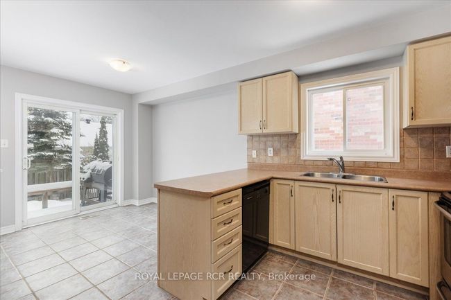 65 Margaret Graham Cres, House other with 3 bedrooms, 3 bathrooms and 2 parking in Mount Albert ON | Image 10