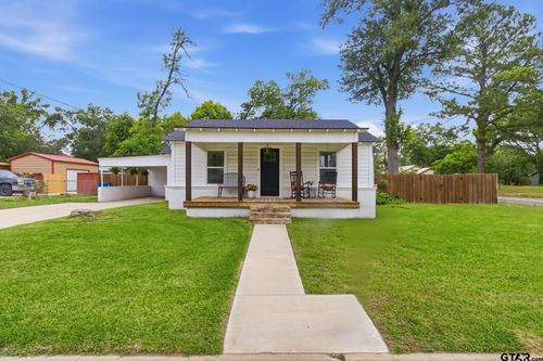307 Locust St, Winnsboro, TX, 75494-2622 | Card Image