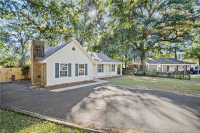 5630 Plantation Oaks Drive, House other with 3 bedrooms, 2 bathrooms and null parking in Theodore AL | Image 3