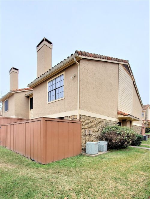 4-4233 Madera Rd, Irving, TX, 75038-5504 | Card Image