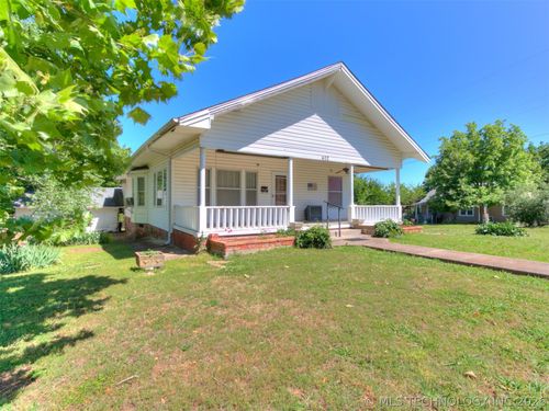 402 N Cimarron Ave, Drumright, OK, 74030-2808 | Card Image