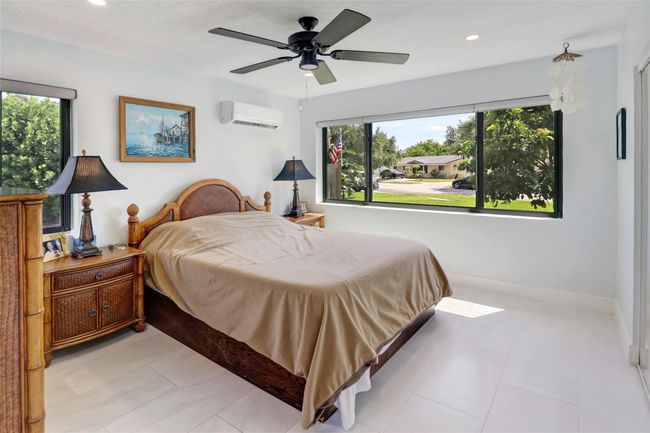 2141 Ne 49 Th St, House other with 3 bedrooms, 2 bathrooms and null parking in Lighthouse Point FL | Image 15