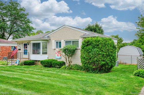 918 Squire Ln, Milford, MI, 48381-1783 | Card Image