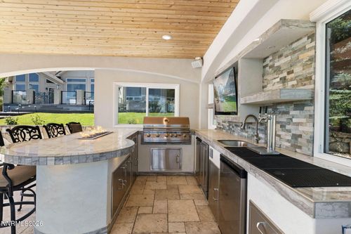 285 Sierra Country Cir, Gardnerville, NV, 89460-6421 | Card Image