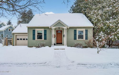 123 Sanford St, Glens Falls, NY, 12801-3014 | Card Image