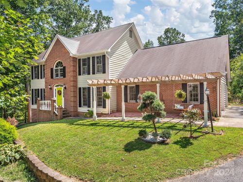 29 Tillman Rd, Lake Junaluska, NC, 28745-9781 | Card Image