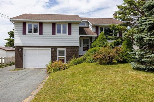 30 Redoubt Way, Eastern Passage, NS, B3G1G1 | Card Image