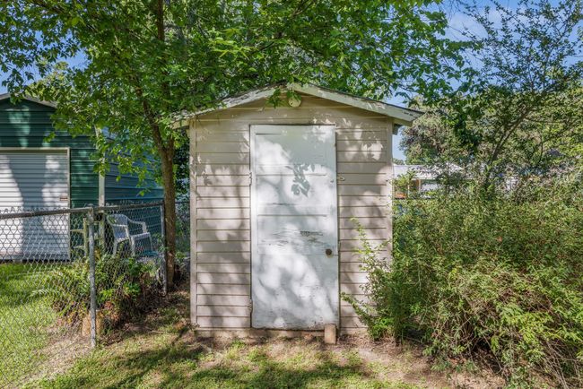 628 S Madison St, House other with 2 bedrooms, 2 bathrooms and 1 parking in La Grange TX | Image 22