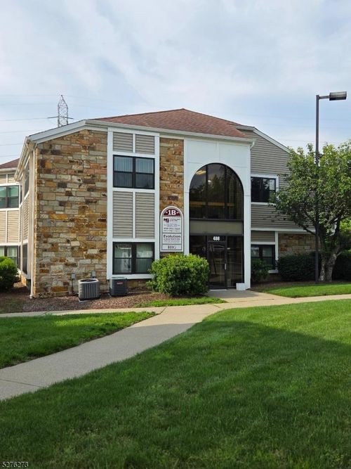 488 Schooleys Mountain Rd, Hackettstown, NJ, 07840-4001 | Card Image