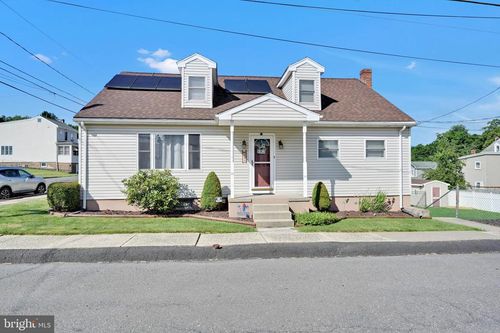 337 Valley St, PORT CARBON, PA, 17965-1629 | Card Image