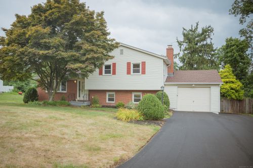 12 Heritage Hill Rd, Branford, CT, 06405-2310 | Card Image