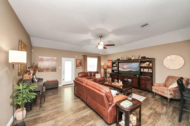 Entertainment room 1 | Image 19