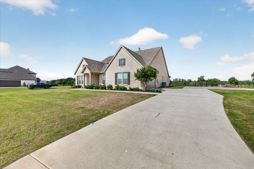 150 Chester Rd, Springtown, TX, 76082-4802 | Card Image