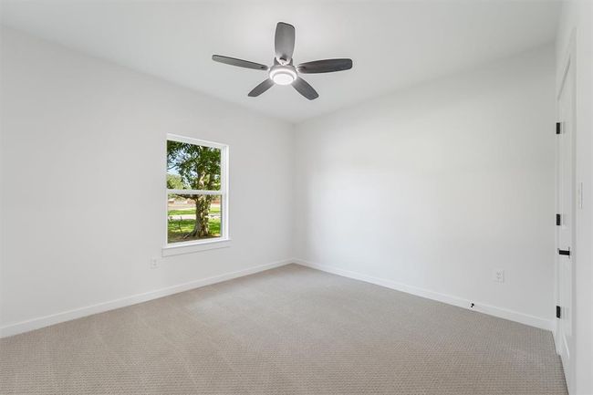 256 Davis Bend Rd, House other with 5 bedrooms, 3 bathrooms and 2 parking in Alvin TX | Image 14
