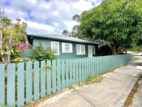 2101 Ponce De Leon Ave, West Palm Beach, FL, 33407-6021 | Card Image