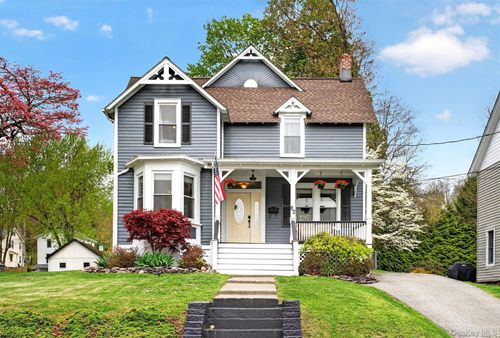 14 Wickham Ave, Goshen, NY, 10924-1819 | Card Image