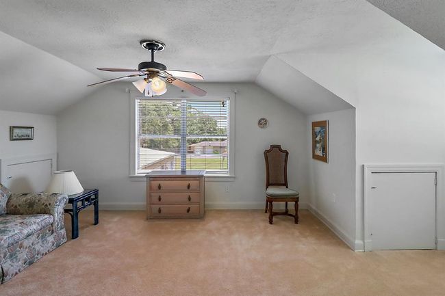 Another upstairs bedroom - so spacious! | Image 29