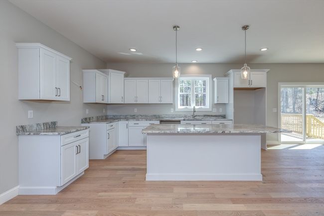 249 Standish Ln, House other with 4 bedrooms, 4 bathrooms and 10 parking in Hudson NH | Image 9
