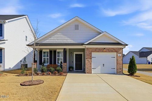 440 Sturgeon St, Smithfield, NC, 27577-5639 | Card Image