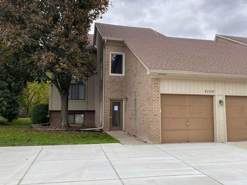 42378 Lochmoor St, Clinton Township, MI, 48038-1774 | Card Image