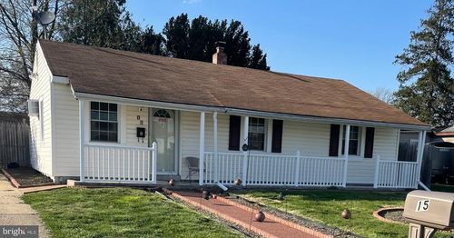 15 Rieve Ave, NEW CASTLE, DE, 19720-1209 | Card Image