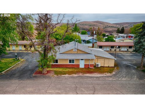 616 Mill St, Maupin, OR, 97037-9159 | Card Image
