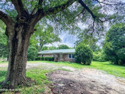 4702 Delco Prosper Rd, Delco, NC, 28436-9260 | Card Image