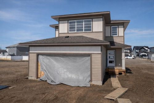 38 Lincoln St, Sylvan Lake, AB, T4S | Card Image