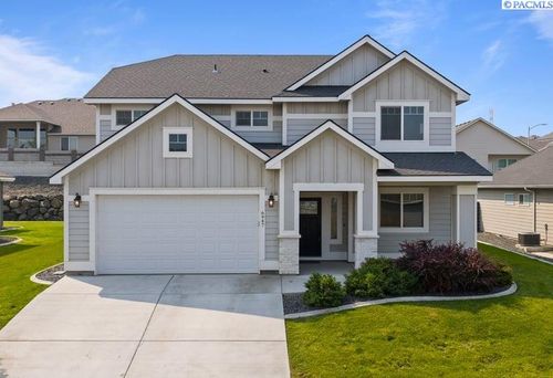 6947 W 33rd Pl, Kennewick, WA, 99338-1011 | Card Image