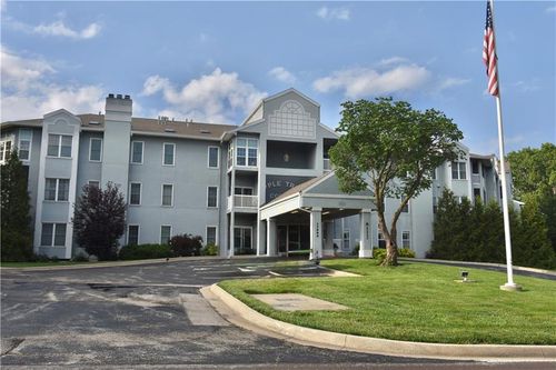 101-17800 E Bolger Rd, Independence, MO, 64055-5200 | Card Image