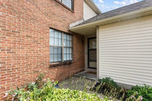 1324 Brookview Cir, Pickerington, OH, 43147-8815 | Card Image